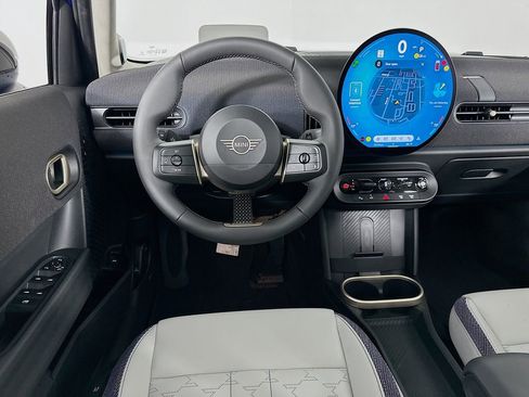 Certified 2025 MINI Cooper S image 18