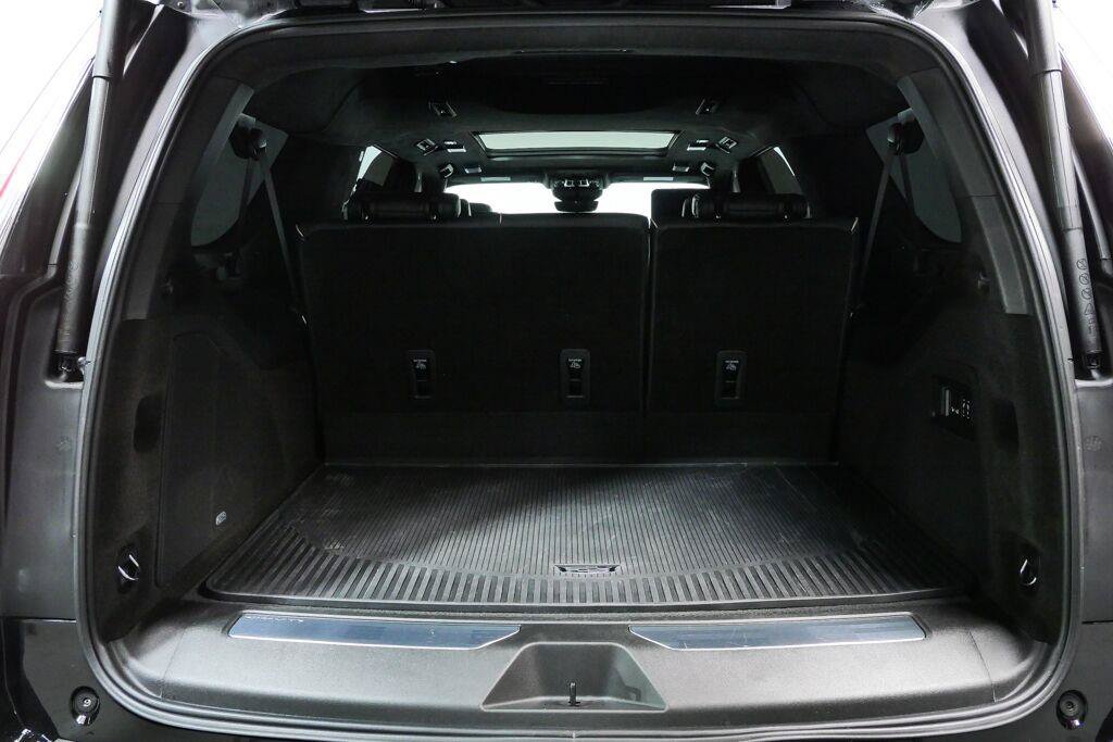 Certified 2026 Cadillac Escalade ESV V AWD/4WD image 29