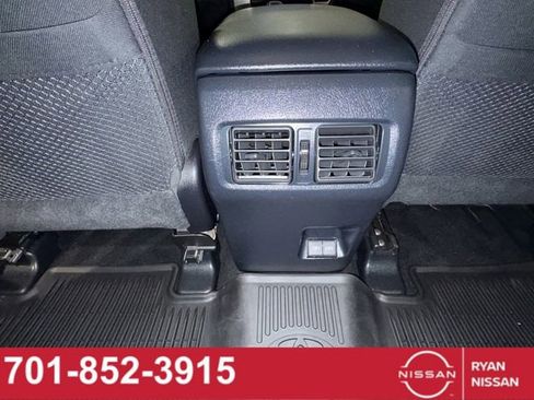 Used 2024 Toyota 4Runner SR5 image 33