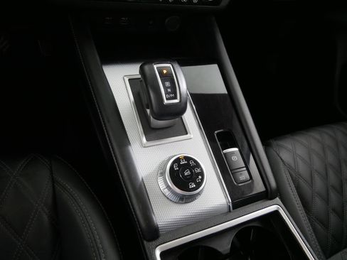 Used 2022 Mitsubishi Outlander SEL image 24