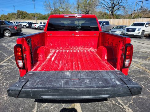 Used 2024 GMC Sierra 1500 Elevation w/ LPO, Elevation Black Package image 31