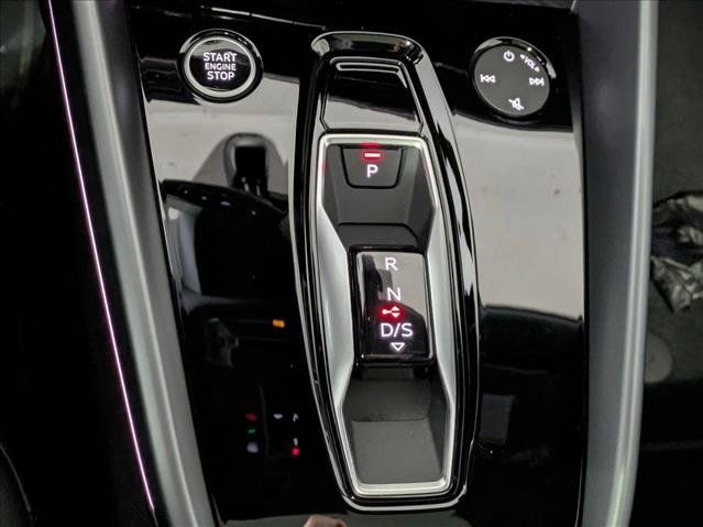 New 2025 Audi Q5 Premium AWD/4WD image 13