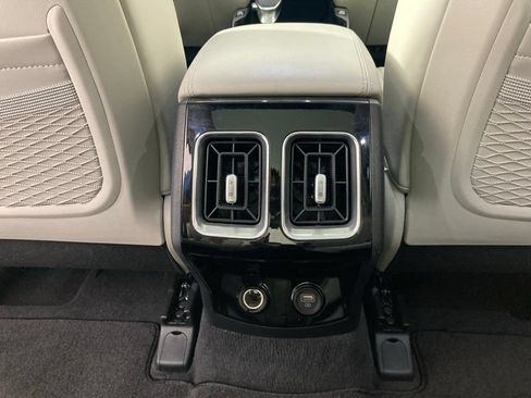 Used 2023 Kia Sorento SX AWD/4WD image 17