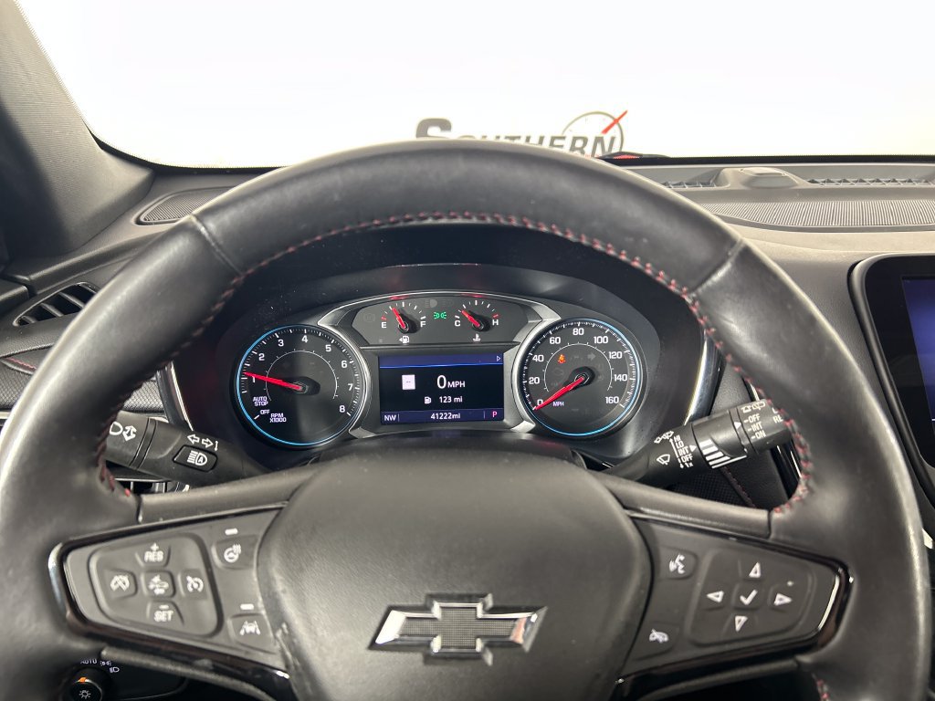 Used 2022 Chevrolet Equinox RS w/ RS Leather Package FWD image 13