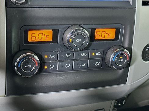 Used 2020 Nissan Frontier SV w/ Midnight Edition Floor Mats AWD/4WD image 23