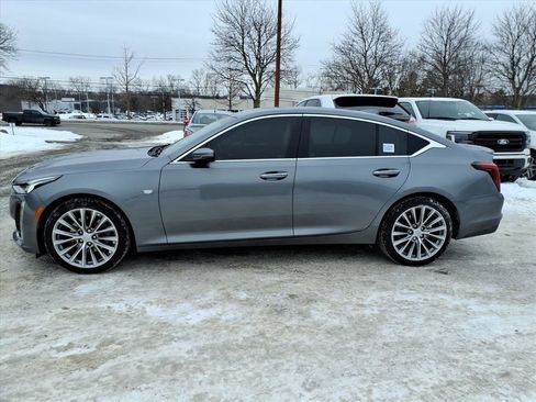 Used 2022 Cadillac CT5 Premium Luxury image 2