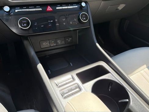 Used 2024 Hyundai Sonata SEL w/ Convenience Package FWD image 24
