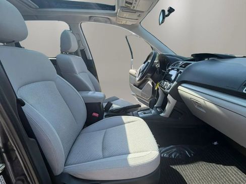 Used 2018 Subaru Forester 2.5i Premium w/ All-Weather Package AWD/4WD image 10