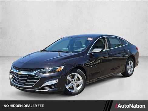 Used 2022 Chevrolet Malibu LS FWD image 1