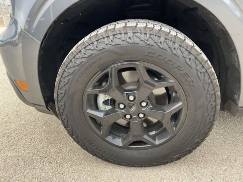 Used 2023 Ford Maverick Lariat w/ Lariat Luxury Package image 29