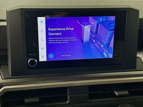 Used 2025 Toyota Tacoma TRD Off-Road image 13