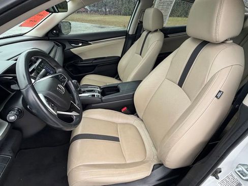 Used 2021 Honda Civic Touring image 11