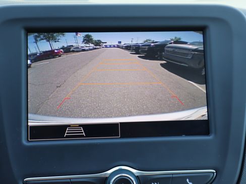 Used 2022 Chevrolet Equinox LT FWD image 26