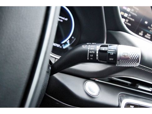 Used 2022 Genesis GV80 2.5T w/ Prestige Package 04 image 21