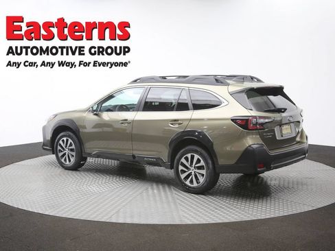 Used 2024 Subaru Outback Premium AWD/4WD image 57