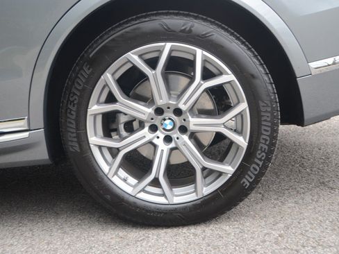 Used 2025 BMW X7 xDrive40i AWD/4WD image 25