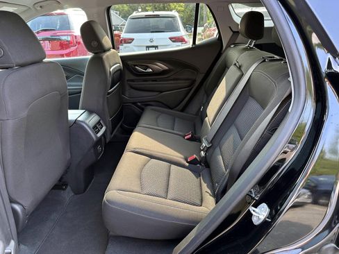 Used 2023 GMC Terrain SLE w/ Driver Convenience Package AWD/4WD image 12