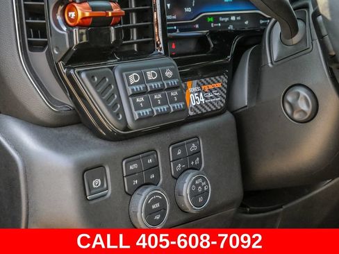 Used 2025 Chevrolet Silverado 1500 LTZ AWD/4WD image 52