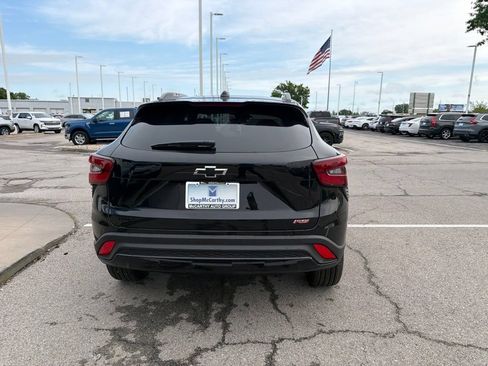 New 2026 Chevrolet Trax RS FWD image 4