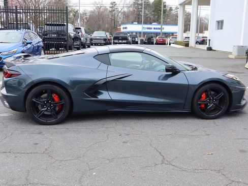 Used 2020 Chevrolet Corvette Stingray Preferred Cpe w/ 2LT Preferred Equipment Group image 11