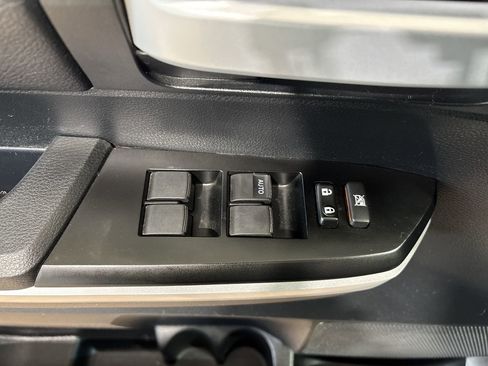 Used 2017 Toyota Tundra SR5 image 13