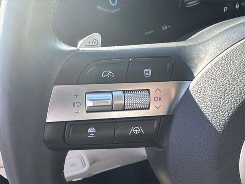 Certified 2024 Hyundai Kona SEL image 21