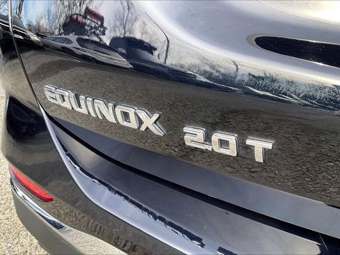Used 2020 Chevrolet Equinox LT w/ Sport Edition image 9