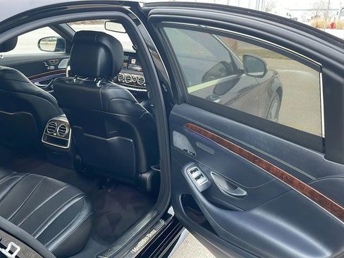Used 2015 Mercedes-Benz S 550 4MATIC Sedan image 24