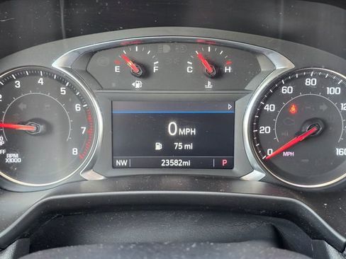 Used 2024 Chevrolet Blazer LT w/ Convenience Package FWD image 24