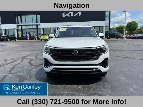 Used 2024 Volkswagen Atlas SEL Premium R-Line AWD/4WD image 3