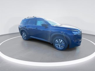 New 2026 Nissan Pathfinder SL video 2