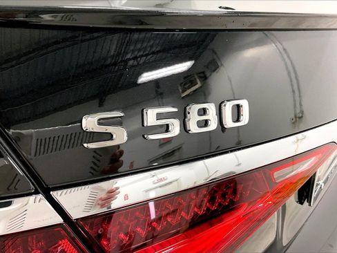 New 2025 Mercedes-Benz S 580 4MATIC Sedan image 15