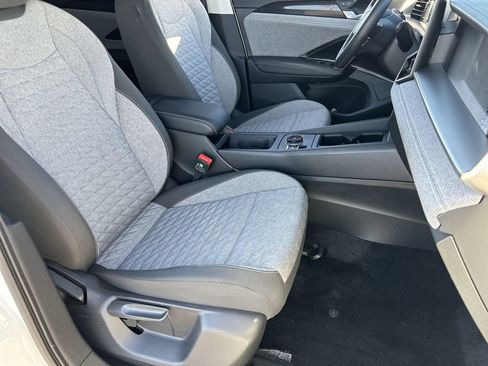 Certified 2026 Volkswagen Tiguan S FWD image 8