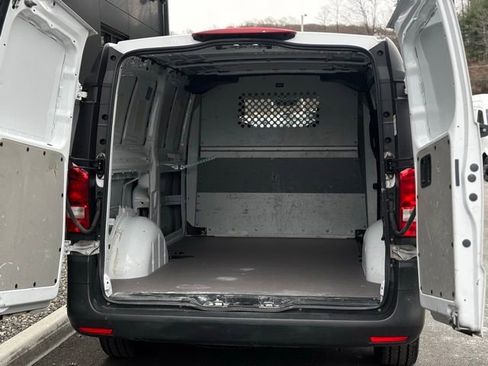 Used 2022 Mercedes-Benz Metris image 47