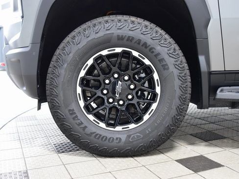 New 2026 Chevrolet Silverado EV Trail Boss w/ Premium Package image 26