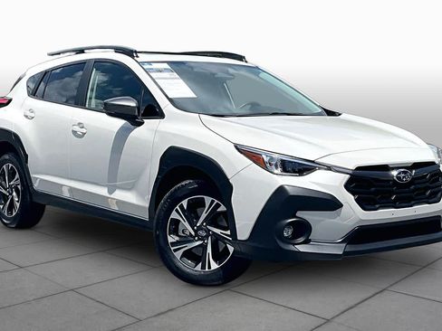 Used 2025 Subaru Crosstrek 2.5i Premium AWD/4WD image 3