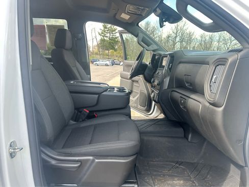 Used 2024 Chevrolet Silverado 1500 Custom w/ LPO, Dark Essentials Package image 18