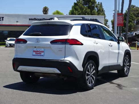 Certified 2022 Toyota Corolla Cross XLE w/ Convenience Package AWD/4WD image 13