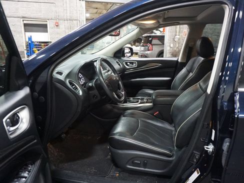 Used 2018 INFINITI QX60 FWD image 2