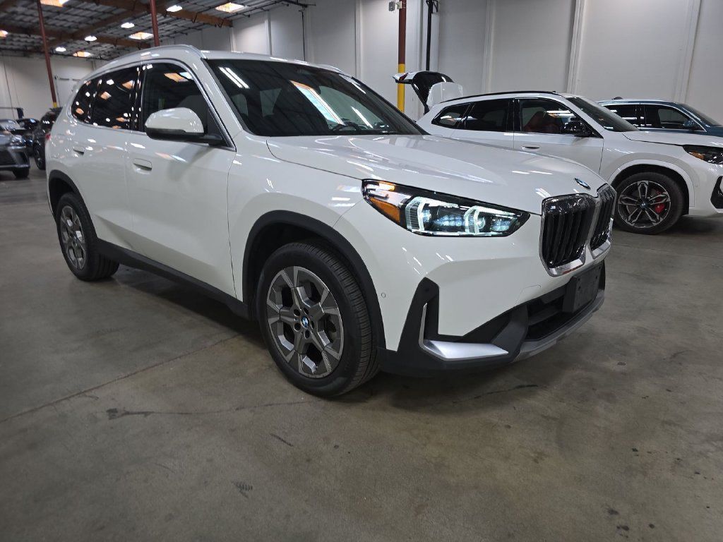 Used 2023 BMW X1 xDrive28i w/ Convenience Package AWD/4WD image 6