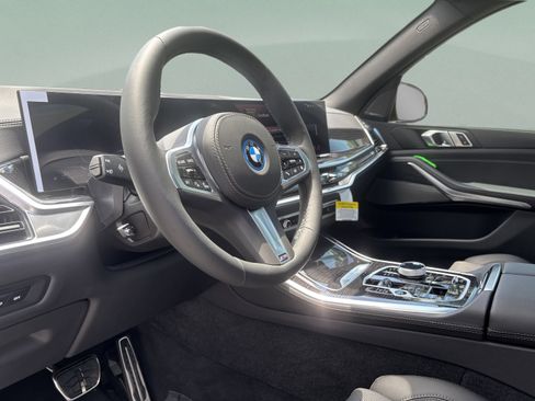 New 2026 BMW X5 xDrive50e w/ Executive Package AWD/4WD image 6
