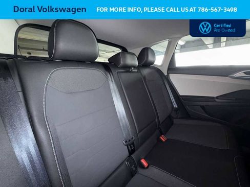 Used 2025 Volkswagen Taos SE FWD image 26
