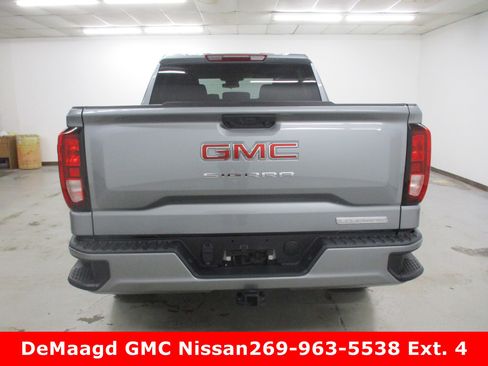 New 2026 GMC Sierra 1500 Elevation image 8