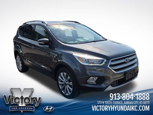 Used 2017 Ford Escape Titanium AWD/4WD image 7