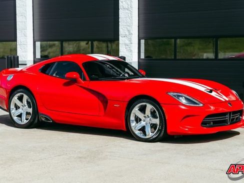 Used 2014 SRT Viper SRT-10 w/ Grand Touring Package RWD image 59