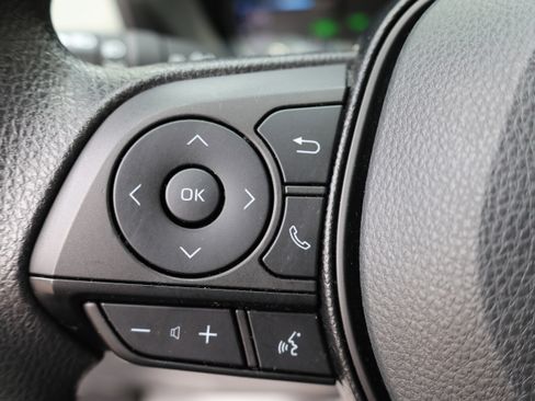Used 2020 Toyota RAV4 XLE w/ All Weather Liner Package AWD/4WD image 25