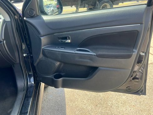 Used 2021 Mitsubishi Outlander Sport ES FWD image 26