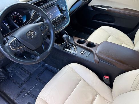 Used 2016 Toyota Avalon XLE w/ Protection Package image 11