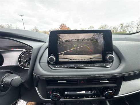 New 2026 Nissan Rogue SV image 17