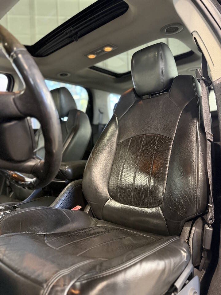 Used 2012 GMC Acadia Denali AWD/4WD image 17
